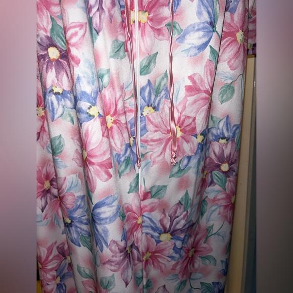 1970s Vintage House Robe - Picture 3 of 4